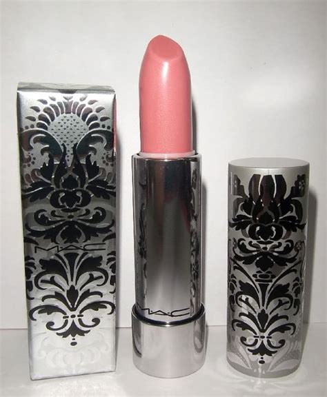 MAC Cosmetics Prive (Baroque Boudoir) .